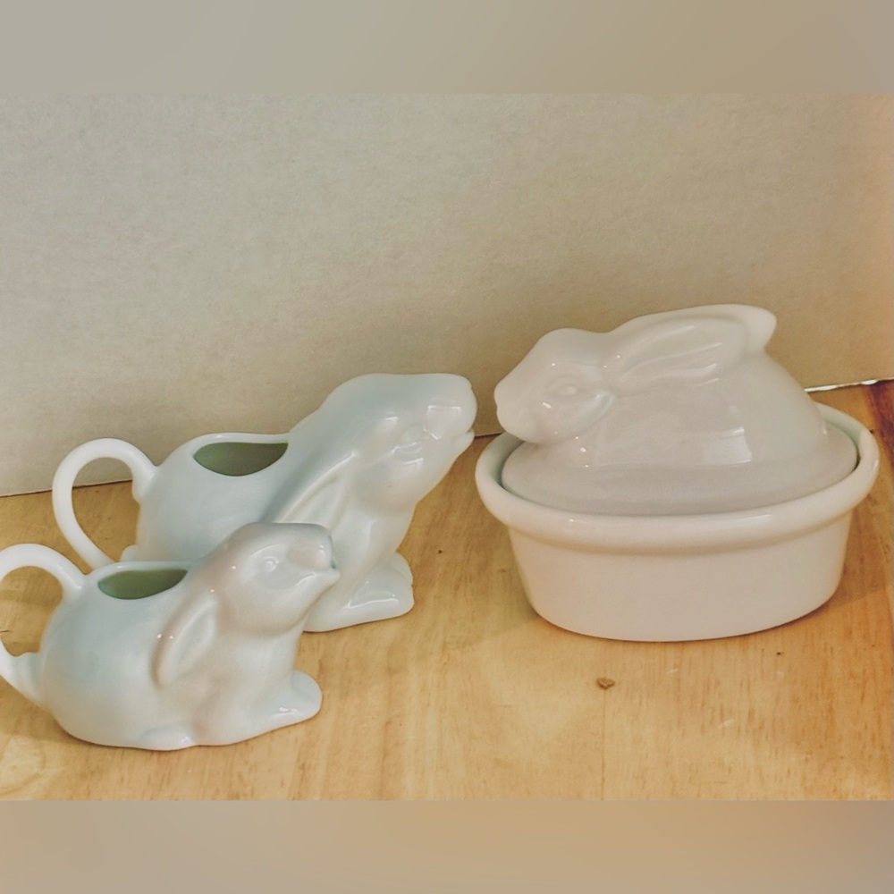 Mini Vintage Porcelain Bunny Rabbit Dish Tureen Porcelain 2" Creamers